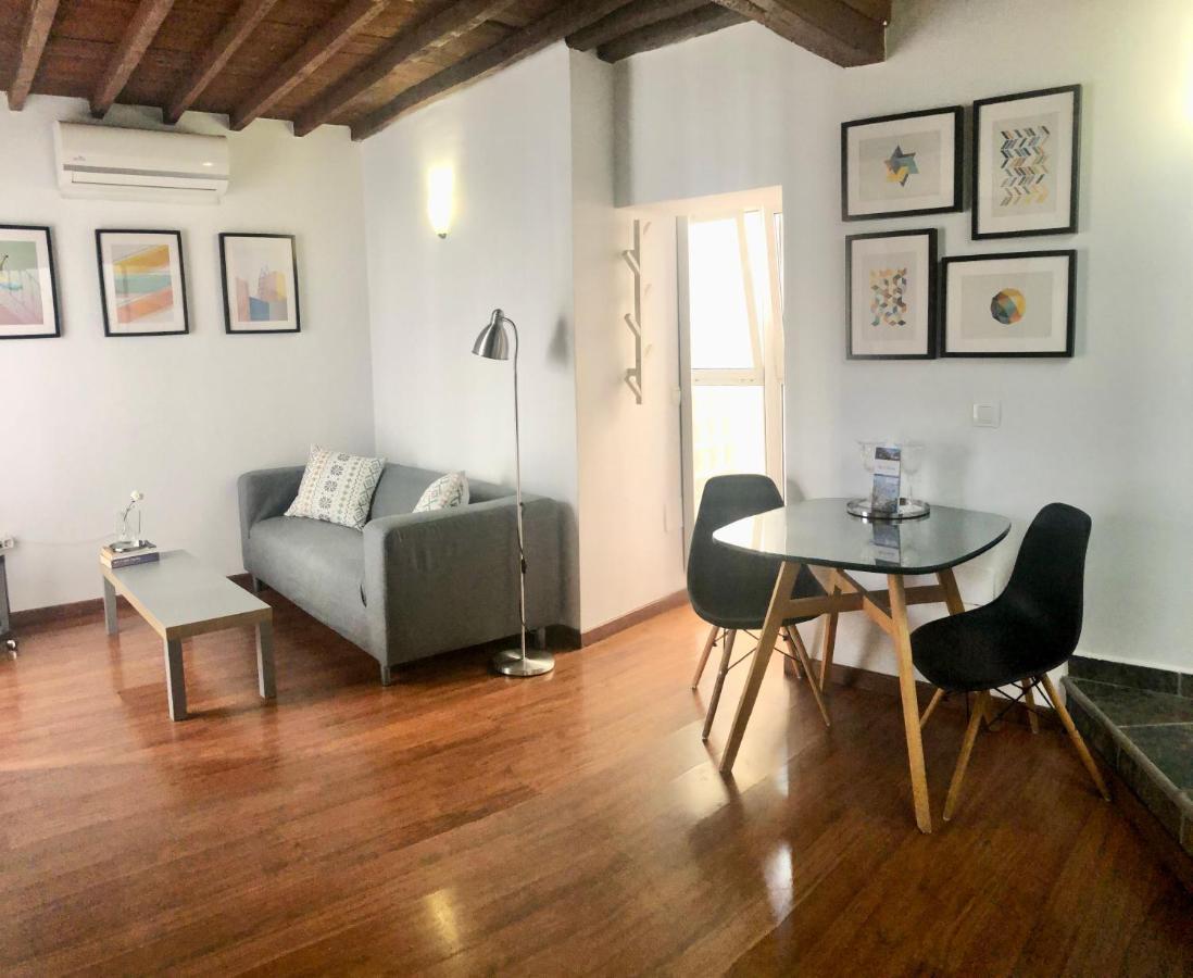 Atico Con Terraza Center City Μάλαγα Εξωτερικό φωτογραφία